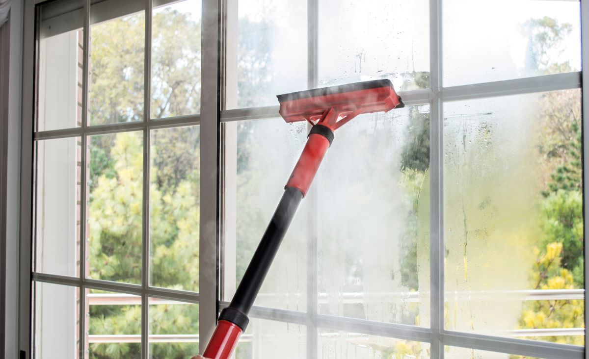 How to Steam Clean Window and Window Sill - Daimer Steam Cleaners